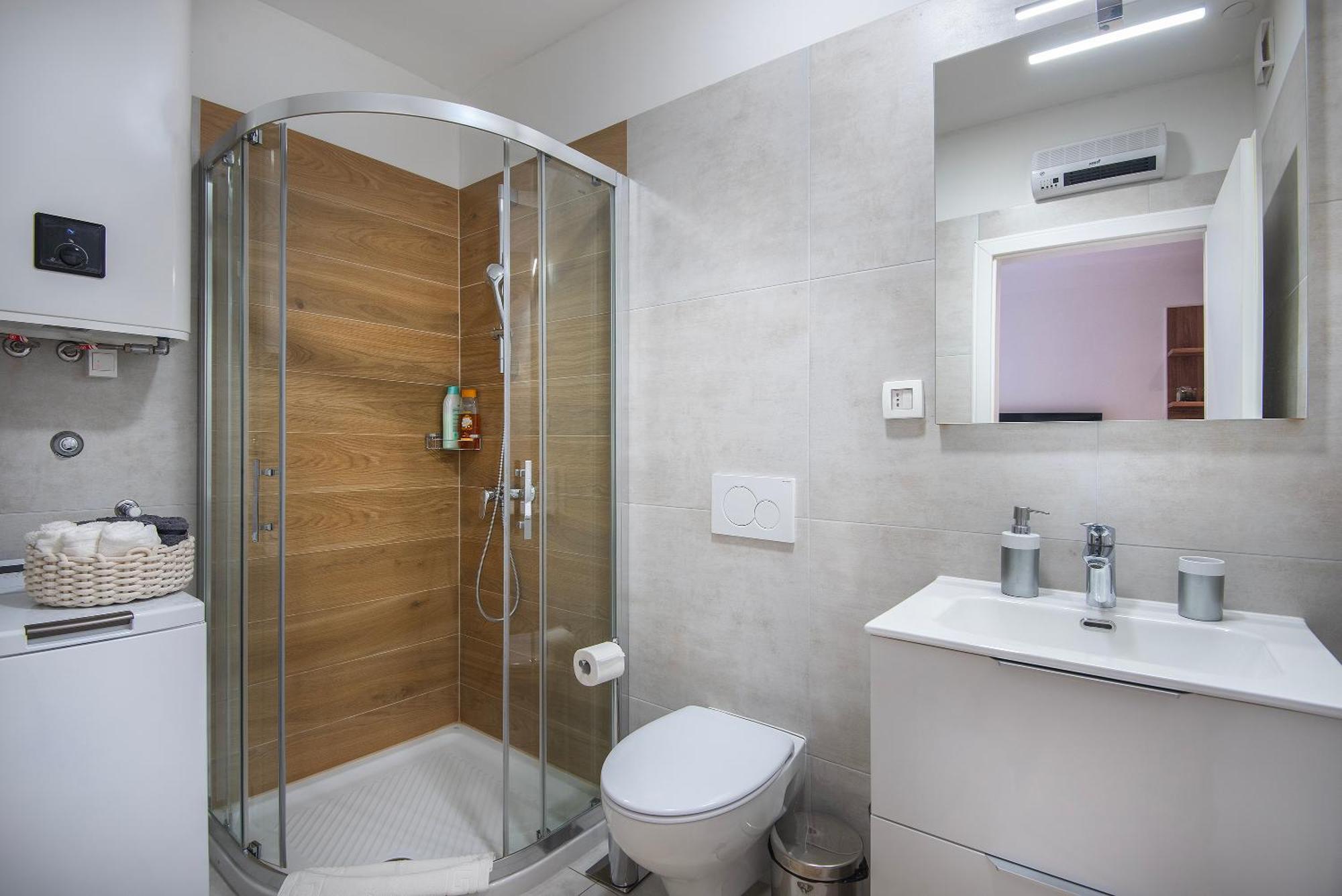 Arta Apartments City Center - With Private Parking พูลา ห้อง รูปภาพ