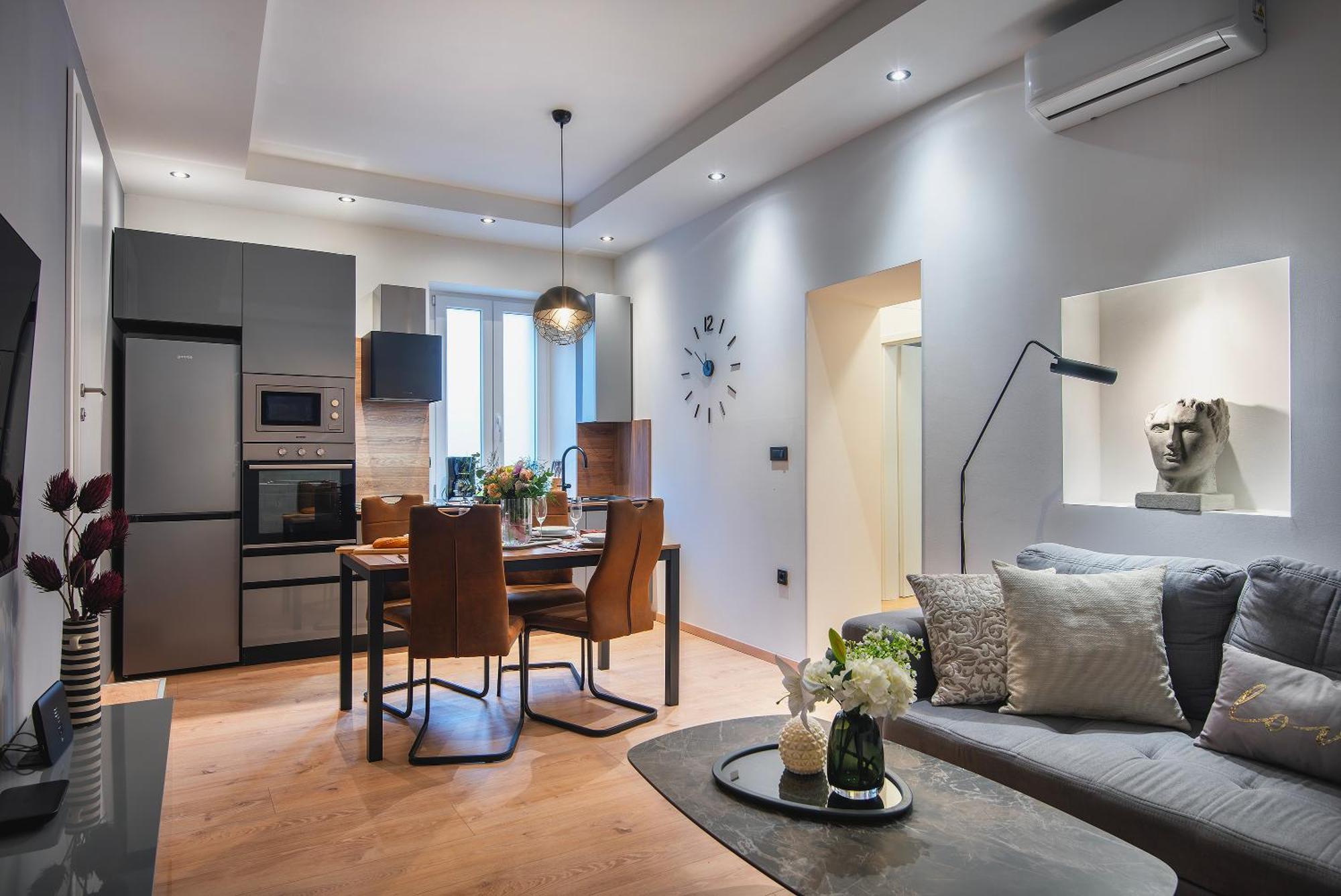 Arta Apartments City Center - With Private Parking พูลา ห้อง รูปภาพ